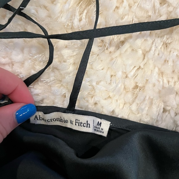 Abercrombie & Fitch Adjustable Cowl Neck Bodysuit - Picture 3 of 3